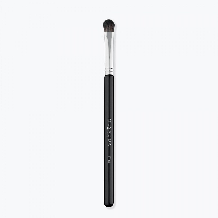 Medium Eyeshadow Brush E04