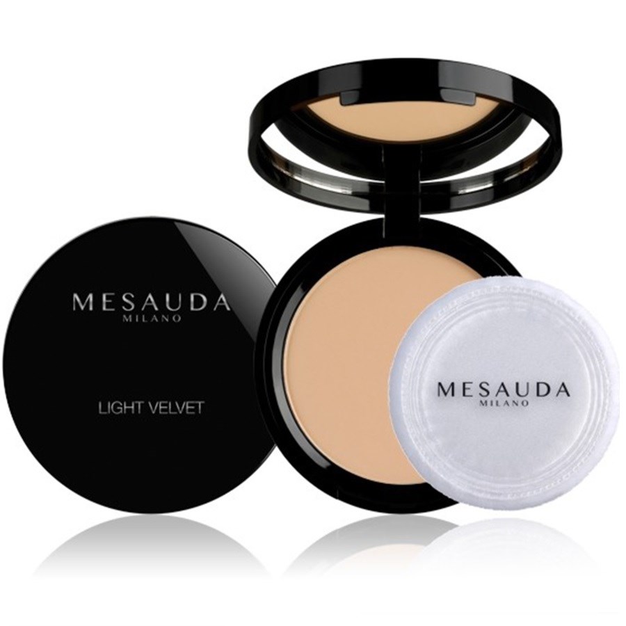 Light Velvet Compact Powder