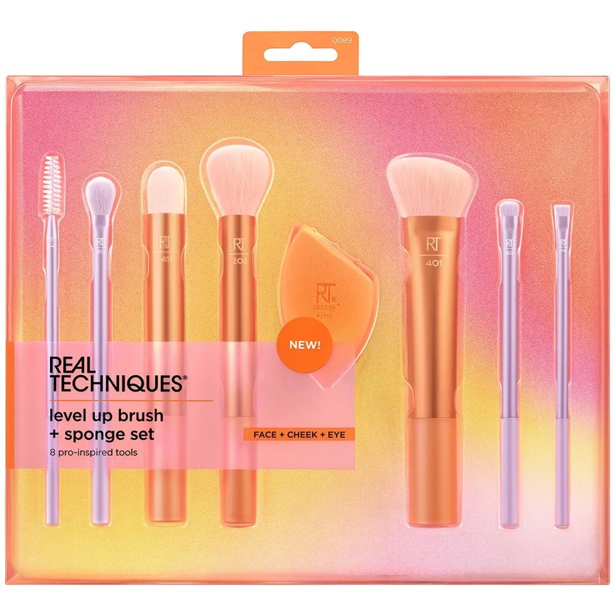 Level Up Brush + Sponge Kit brush set